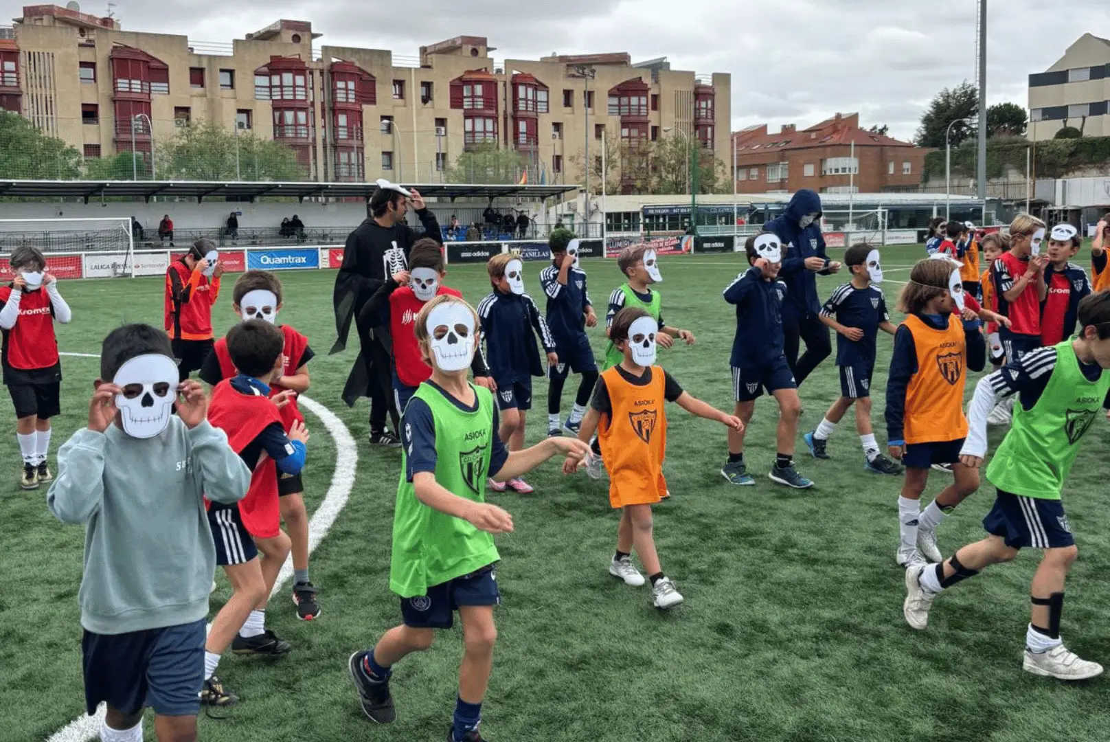 HALLOWEEN CUP CANILLAS CANTERA